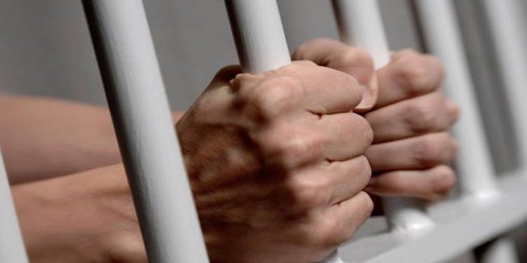 حبس رئيس لجنة إعدادية في محافظة الشرقية لتسريب الامتحانات - تسريب الامتحانات