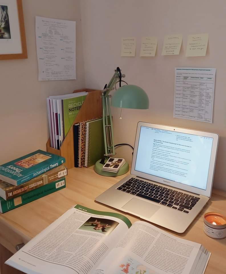 ملزمة تدريبات الأسئلة الجديدة في اللغة الإنجليزية الصف الخامس الابتدائي مواصفات الورقة الامتحانية ٢٠٢٤ ملزمة تدريبات الأسئلة الجديدة في اللغة الإنجليزية الصف الخامس الابتدائي مواصفات الورقة الامتحانية ٢٠٢٤